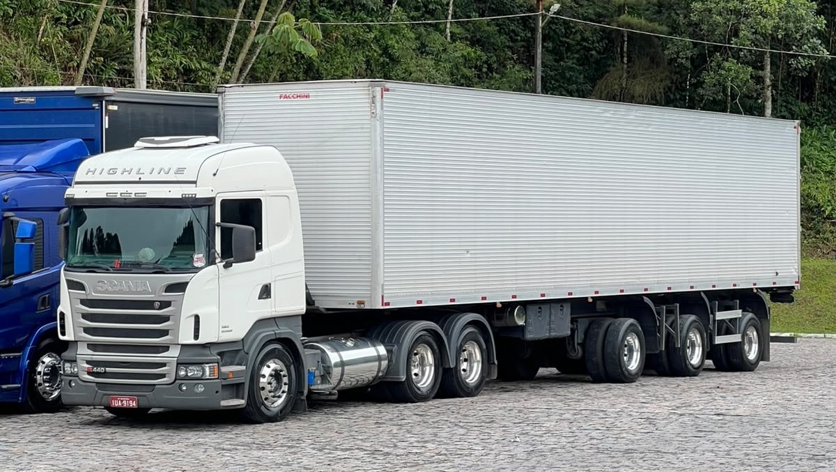 Frota JMR Transportes - foto 2